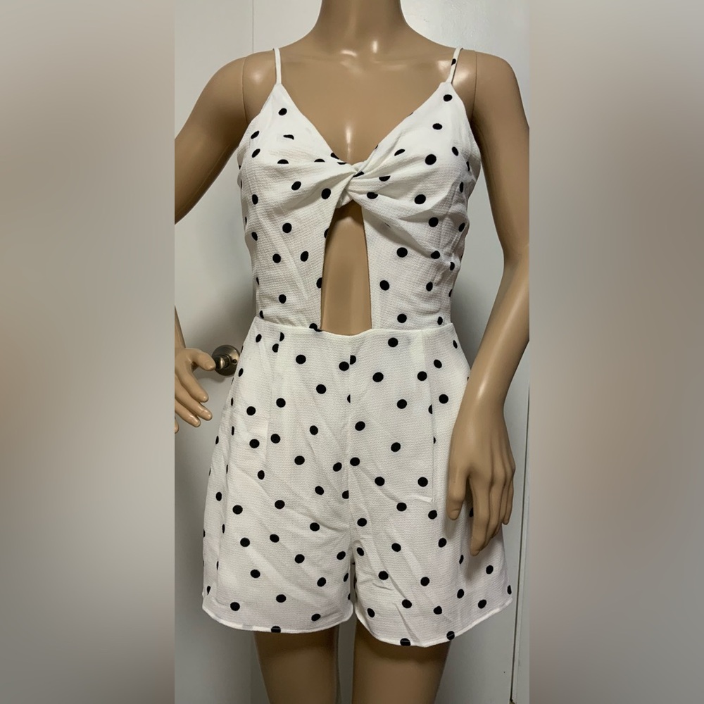 Emory Park Cream Romper  Sleeveless - size small/medium